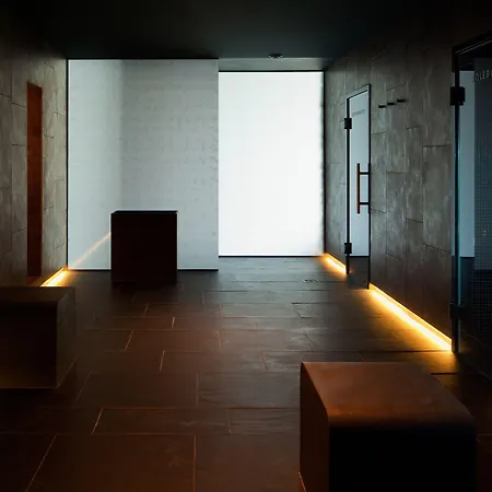 Hotel Miura Celadna
