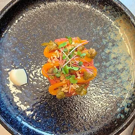 Miura Art Hotel Otel