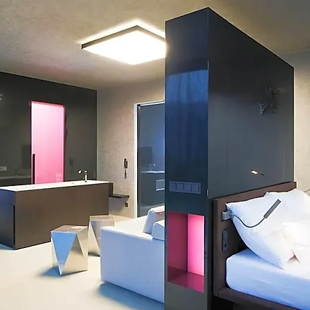 Miura 4* Čeladná