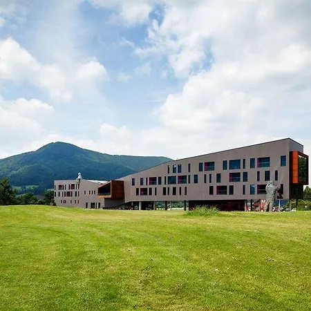 Miura Art Hotel Otel