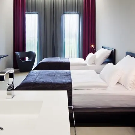 Miura 4* Čeladná