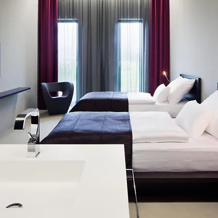 Miura Hotel 4*