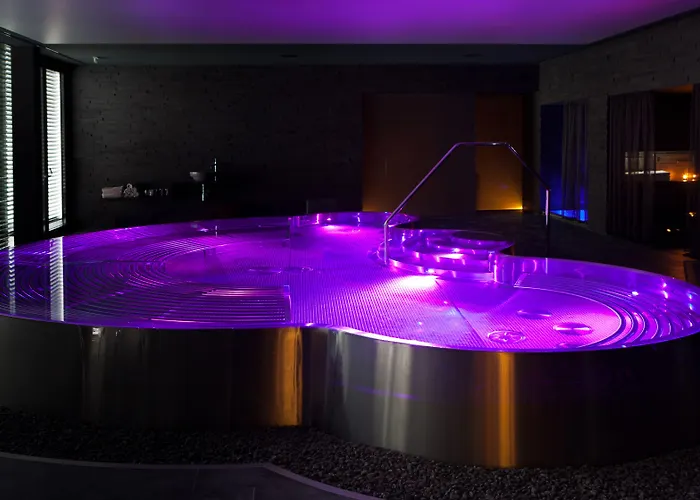 Miura Hotel 4*