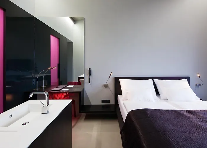 Miura 4* Čeladná
